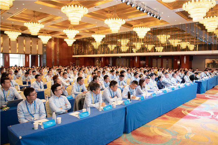 新起点、新征程、乘风破浪、砥砺前行——开云(中国)管理层大会在南京隆重召开-1.jpg