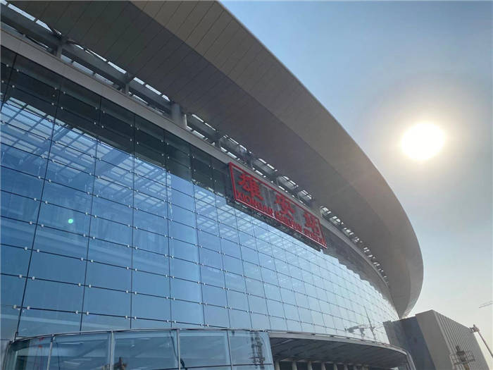 雄安高铁站里面的一抹蓝！开云(中国)助力国家重大项目建设-1.jpg